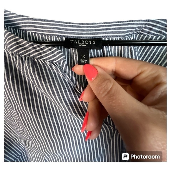 Talbots Plus Size 1X floral embroidered tunic top - Picture 3 of 5